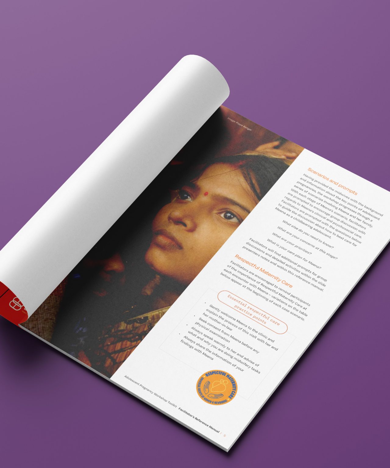 Free_A4_Brochure_Mockup_03