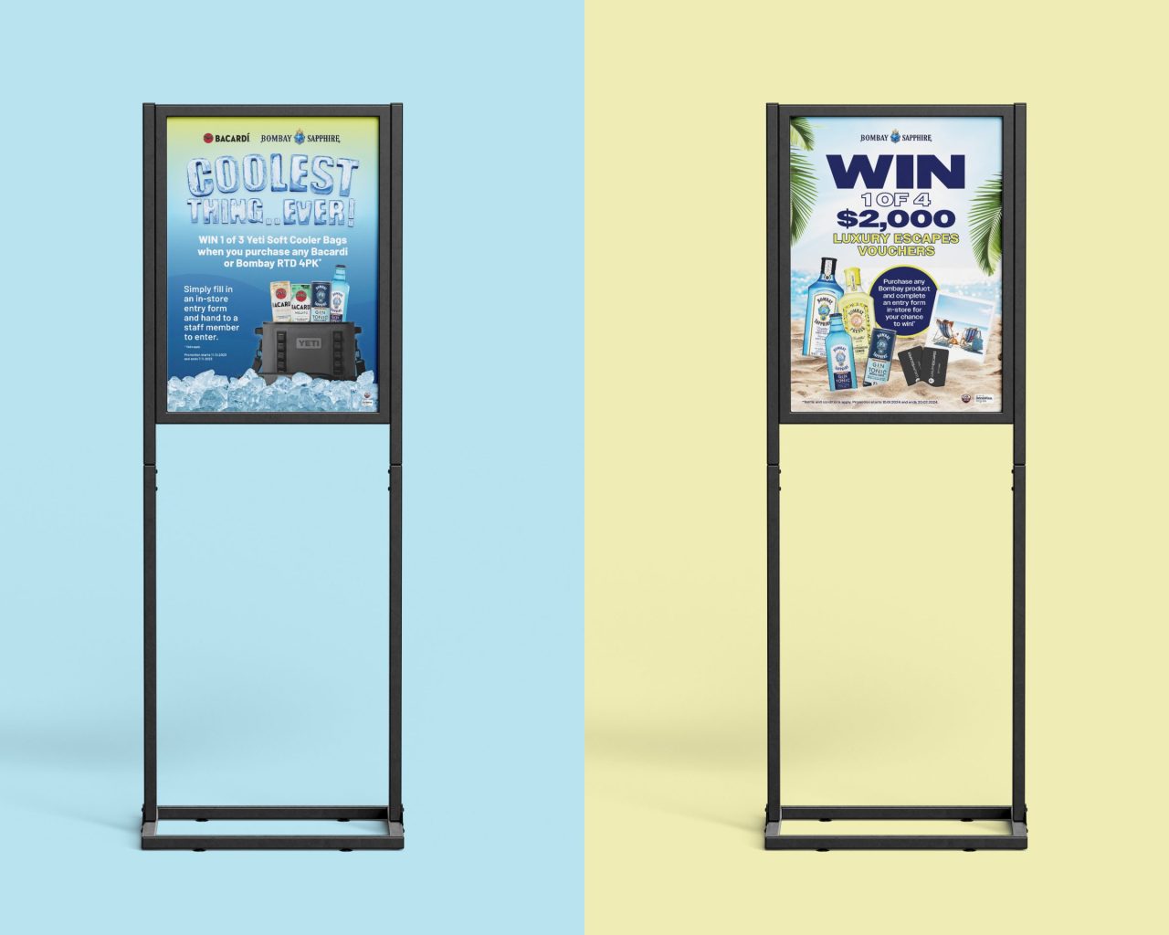 Poster_Stand_Mockup_USE